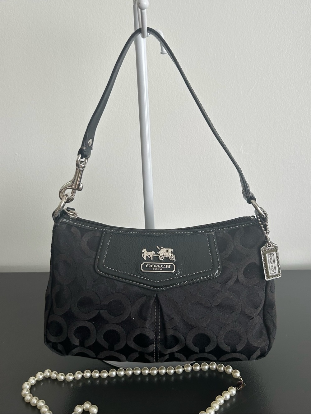 Coach SOHO Black Signature Shoulder Bag Pochette baguette Y2K silver hardware - Picture 3 of 11